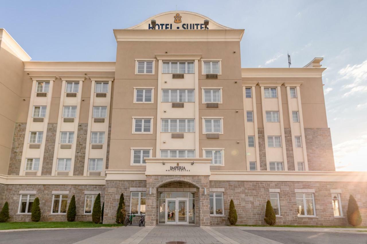 Imperia Hôtel et Suites Terrebonne Exterior foto